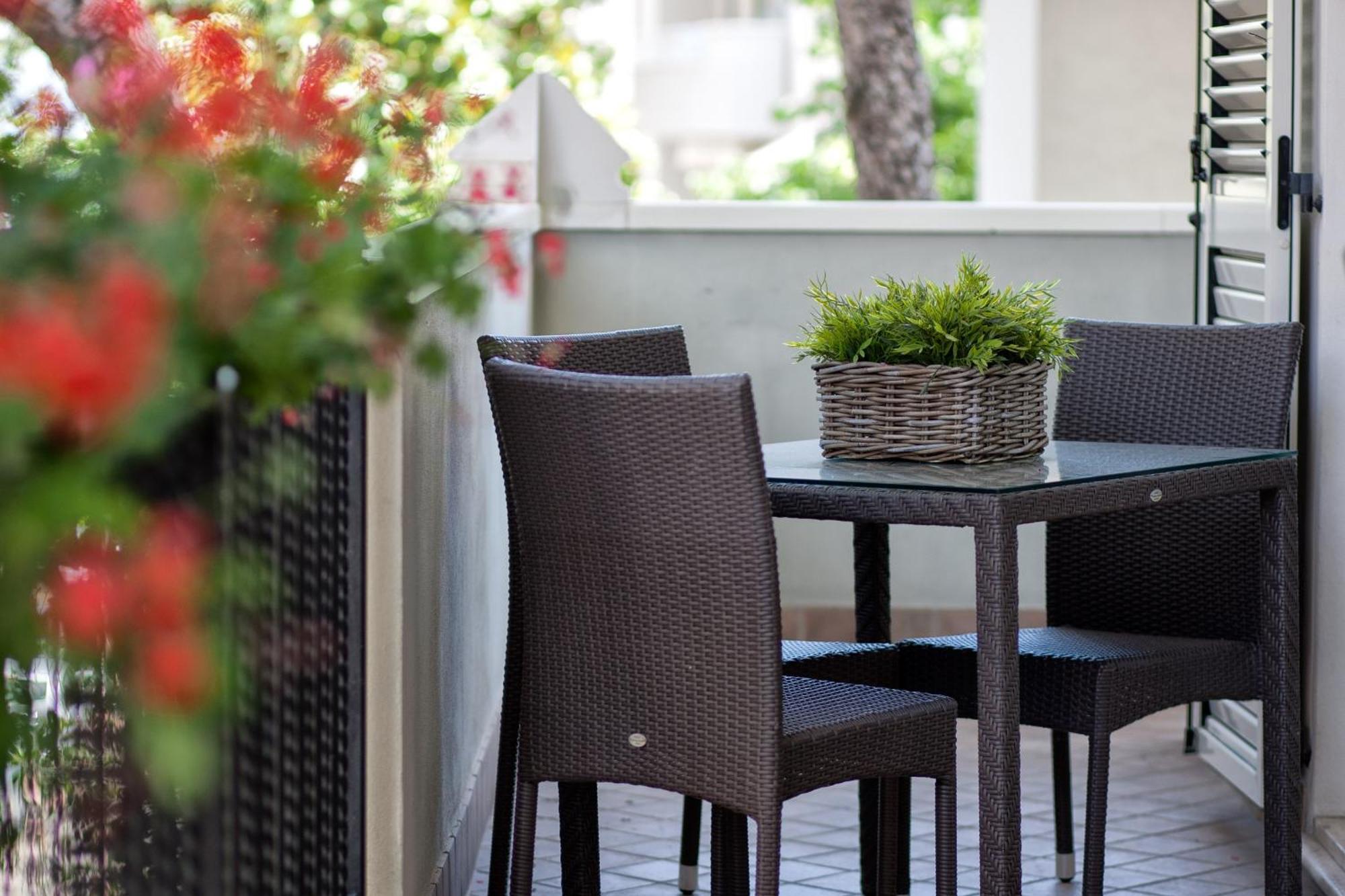 Residence Lungomare - Charming Apartments Риччоне Номер фото