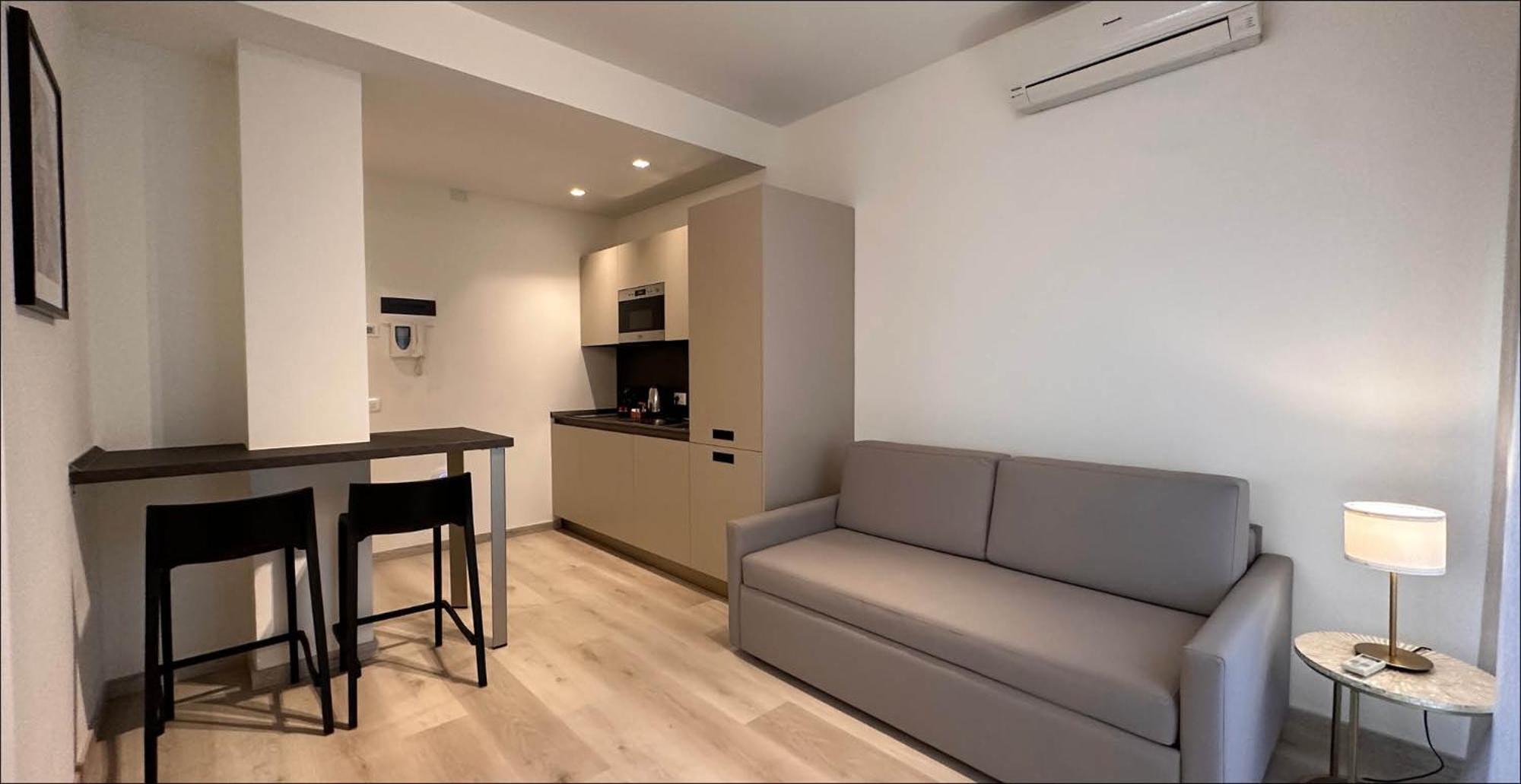 Residence Lungomare - Charming Apartments Риччоне Номер фото