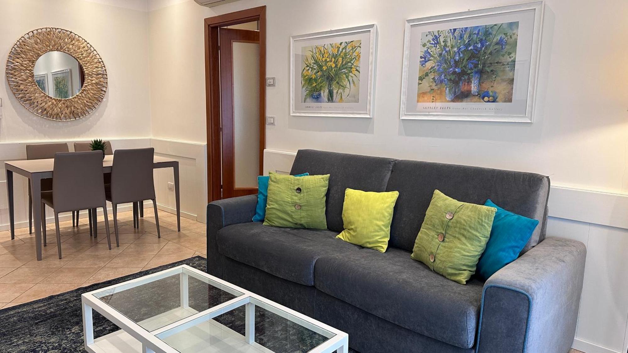 Residence Lungomare - Charming Apartments Риччоне Екстер'єр фото