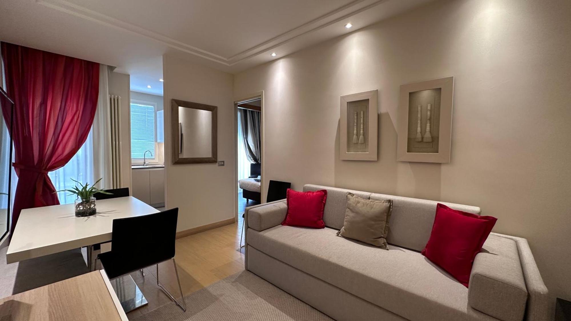 Residence Lungomare - Charming Apartments Риччоне Екстер'єр фото
